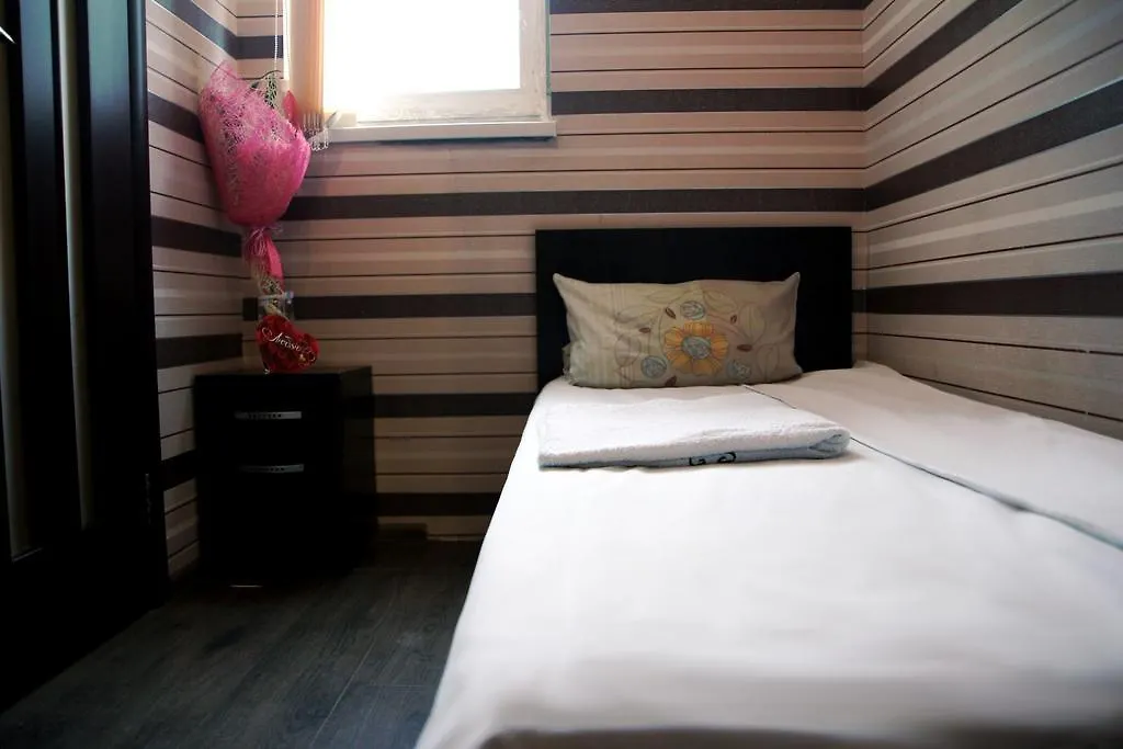 Suit Hotel Kiev