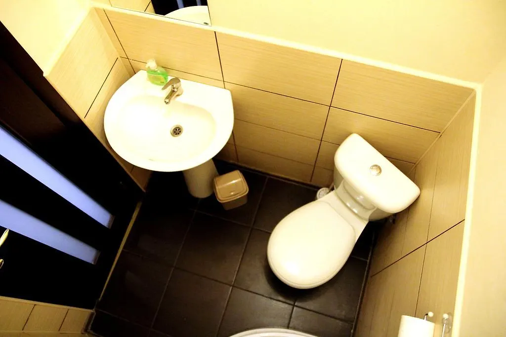 Suit Hotel Kiev 0*,